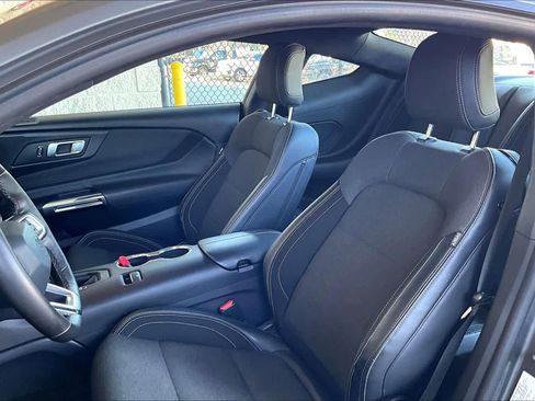 Certified 2024 Ford Mustang Coupe image 7