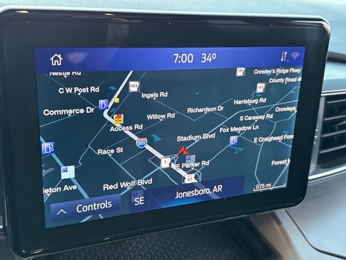 Used 2020 Ford Explorer XLT w/ Equipment Group 202A image 23