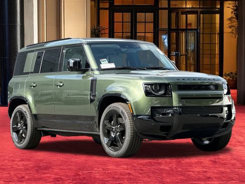 New 2026 Land Rover Defender 110 X-Dynamic SE image 8