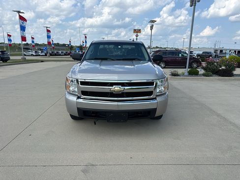 Used 2008 Chevrolet Silverado 1500 LT w/ Power Pack Plus AWD/4WD image 2