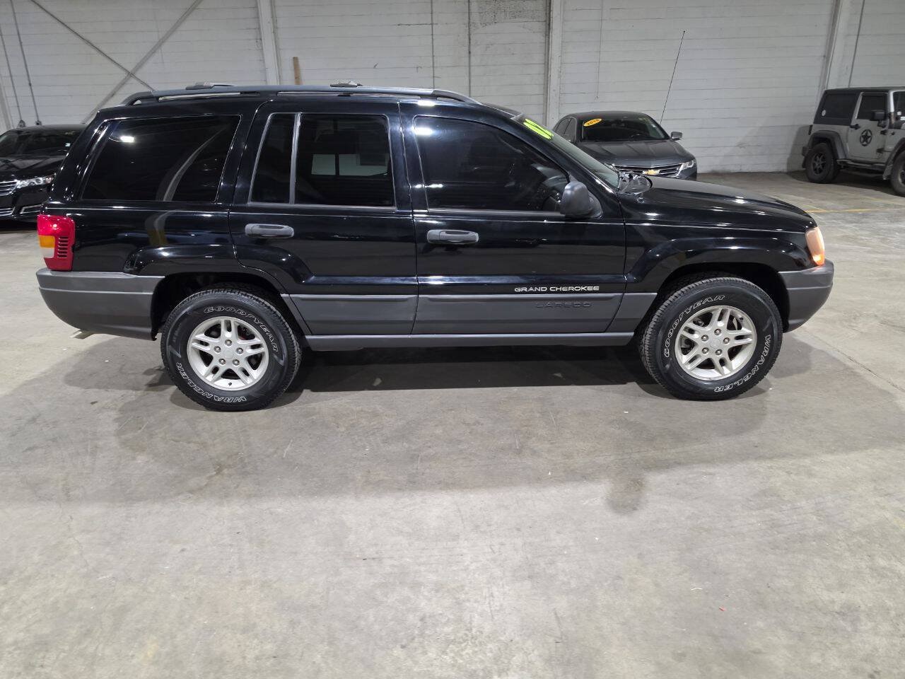 Used 2002 Jeep Grand Cherokee Laredo AWD/4WD image 14