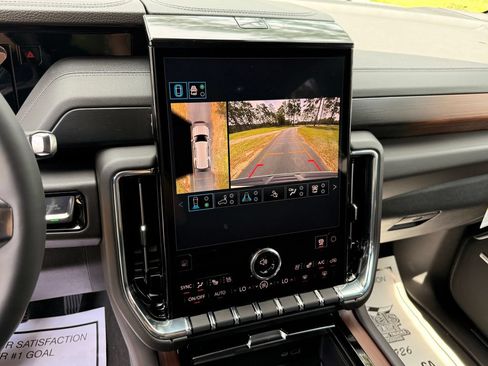 New 2026 GMC Yukon Denali w/ Denali Reserve Package RWD image 19