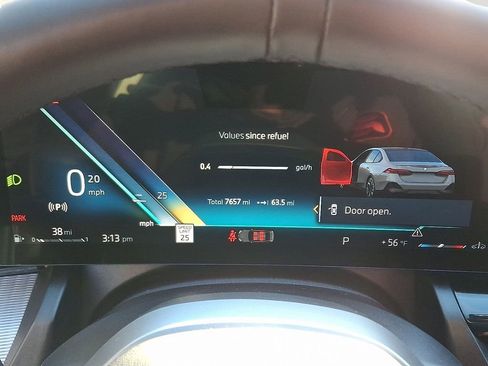 Used 2025 BMW 530i xDrive w/ M Sport Package image 21