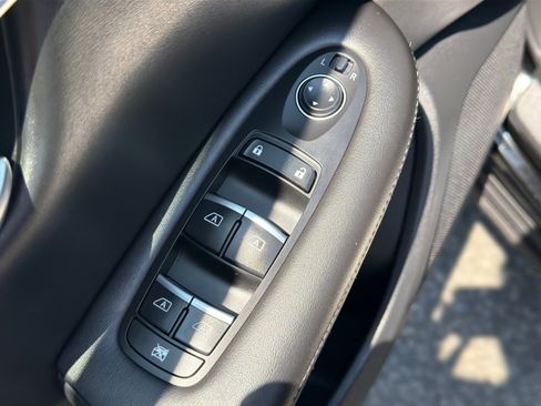 Used 2021 INFINITI QX50 Pure AWD/4WD image 28