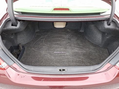 Used 2009 Toyota Avalon Limited image 28