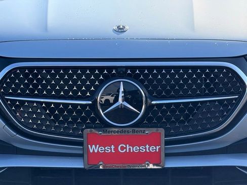 New 2026 Mercedes-Benz E 350 4MATIC Sedan image 3