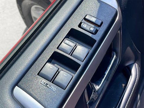 Used 2023 Toyota 4Runner SR5 Premium image 18