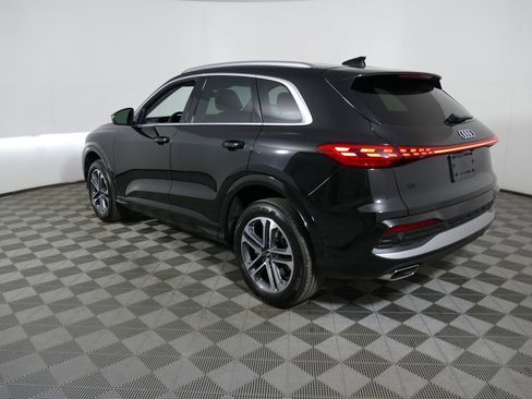 Certified 2025 Audi Q5 Premium w/ Convenience Package AWD/4WD image 7