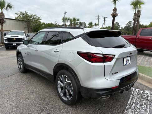 Used 2021 Chevrolet Blazer RS w/ Enhanced Convenience Package FWD image 4