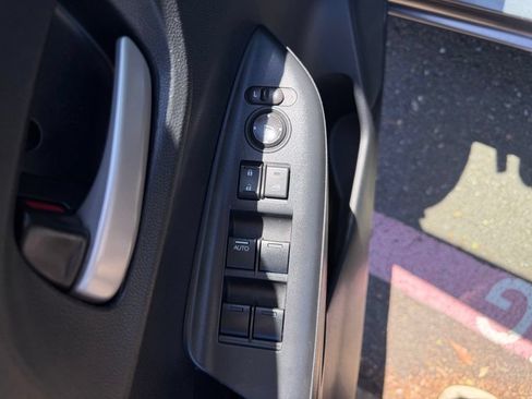 Used 2015 Honda Fit LX image 12