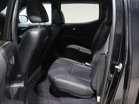 Used 2019 Toyota Tacoma TRD Pro image 19