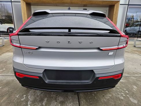 Certified 2023 Volvo C40 P8 Recharge Ultimate w/ Protection Package Premier image 6