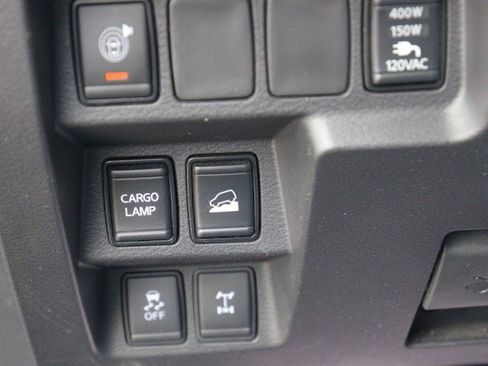 Used 2023 Nissan Frontier PRO-4X w/ Pro Convenience Package AWD/4WD image 18