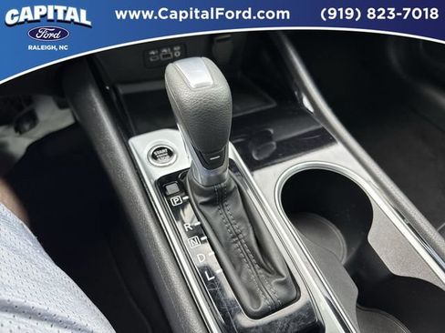 Used 2024 Nissan Altima 2.5 SV image 27