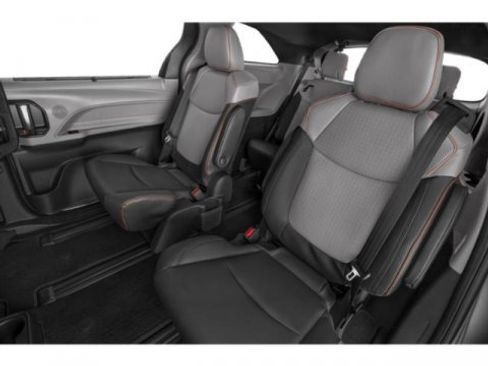 New 2025 Toyota Sienna XSE image 16