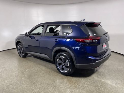 Used 2025 Nissan Rogue SV FWD image 5