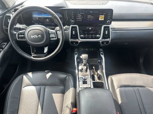 Used 2023 Kia Sorento SX FWD image 18