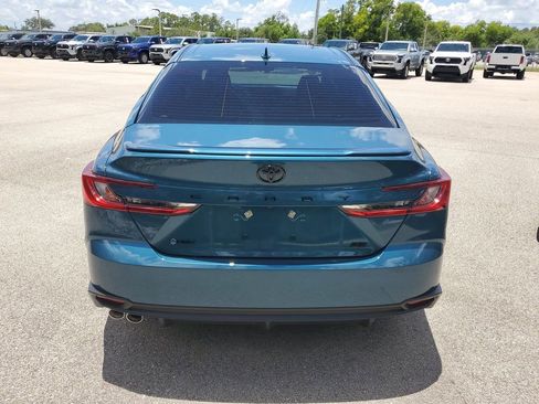 New 2025 Toyota Camry SE image 6