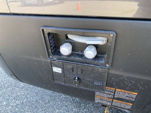 Used 2024 RAM ProMaster 3500 w/ Quick Order Package 22H SLT+ FWD image 16