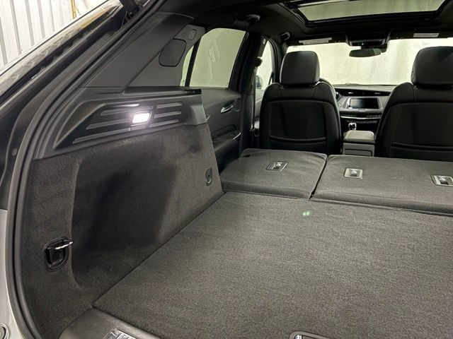 Used 2023 Cadillac XT4 Sport w/ Sun And Sound Package AWD/4WD image 16