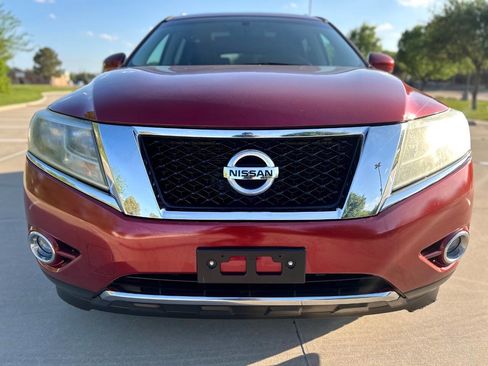Used 2014 Nissan Pathfinder SL w/ SL Premium Package image 3