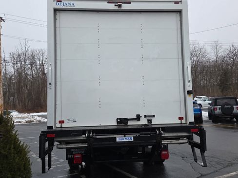 Used 2023 RAM 5500 Tradesman image 9