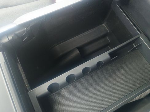 Certified 2022 Ford F150 XLT w/ Equipment Group 302A High image 31