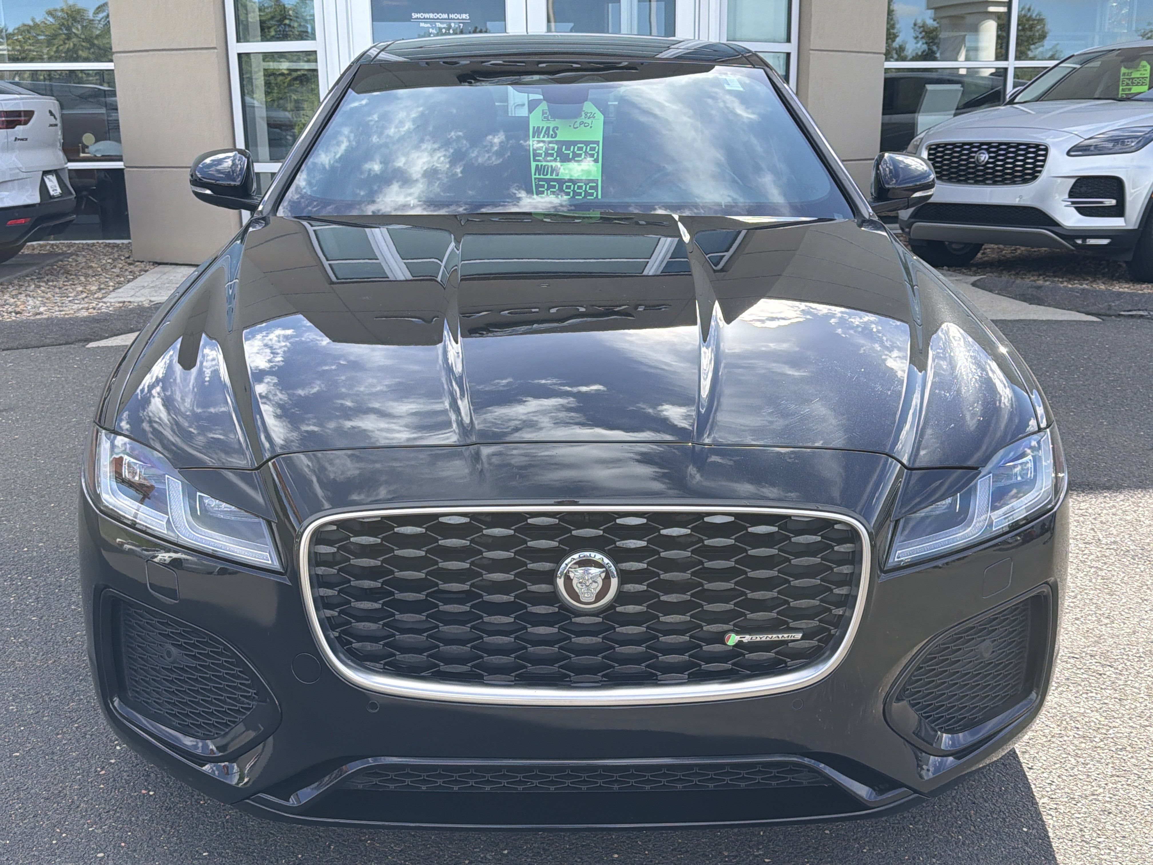 Used 2022 Jaguar XF R-Dynamic SE AWD/4WD image 9