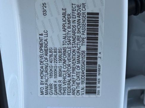 Certified 2025 Acura Integra A-Spec image 32