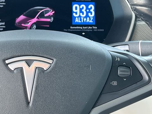 Used 2018 Tesla Model X 75D image 20