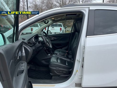 Used 2017 Buick Encore Premium image 15