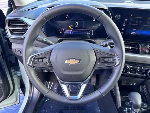 Used 2026 Chevrolet TrailBlazer LT w/ Convenience Package image 16