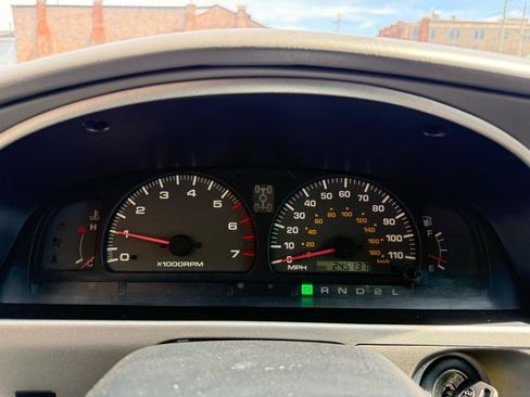 Used 2002 Toyota 4Runner SR5 image 12