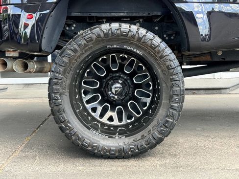 Used 2023 Ford F450 Platinum w/ FX4 Off-Road Package AWD/4WD image 13