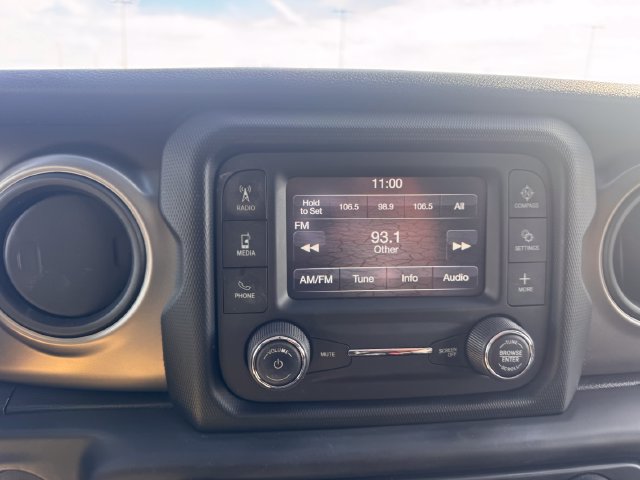 Used 2018 Jeep Wrangler Sport AWD/4WD image 15