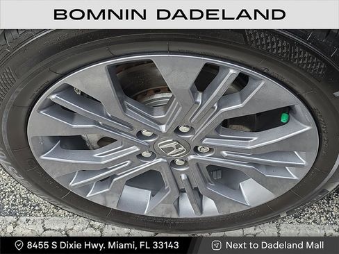 Used 2025 Honda Odyssey Touring image 12