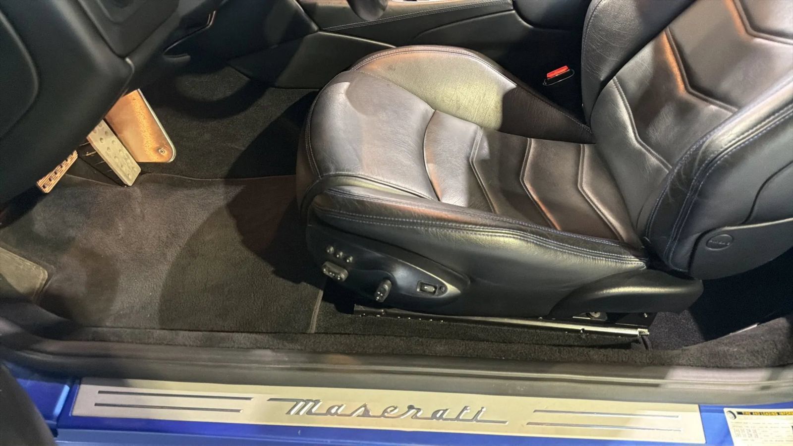 Used 2018 Maserati GranTurismo Sport RWD image 52