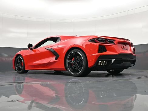 Used 2022 Chevrolet Corvette Stingray Convertible w/ 1LT RWD image 31