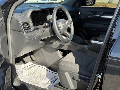 Used 2025 GMC Terrain Elevation image 14