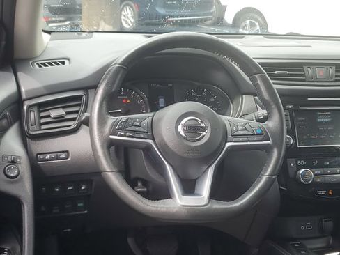 Used 2019 Nissan Rogue SL AWD/4WD image 12