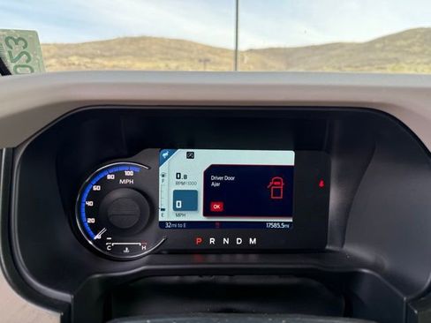 Used 2023 Ford Bronco 4-Door AWD/4WD image 18