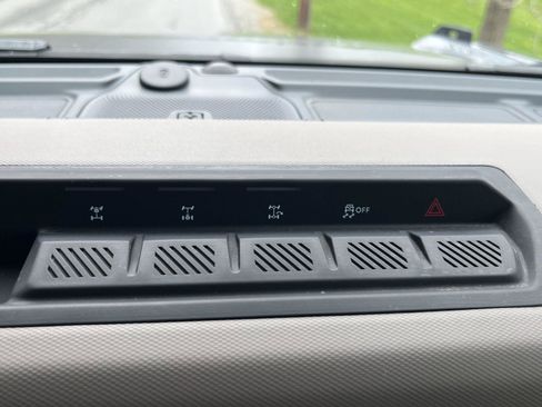 Used 2022 Ford Bronco Wildtrak AWD/4WD image 36