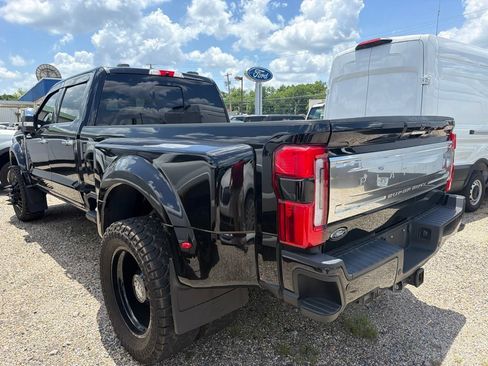 Used 2024 Ford F450 Platinum w/ FX4 Off-Road Package AWD/4WD image 4