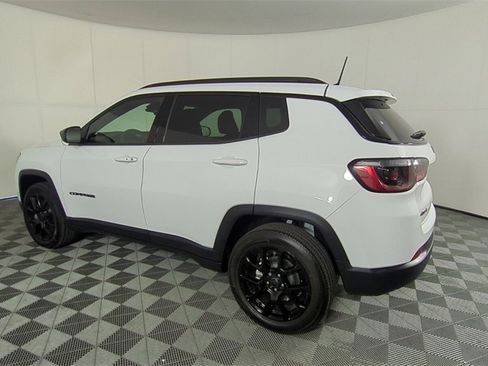 New 2026 Jeep Compass Latitude image 7