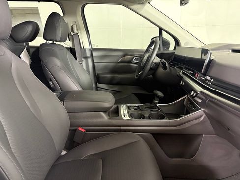 New 2026 Kia Carnival SX Prestige FWD image 14