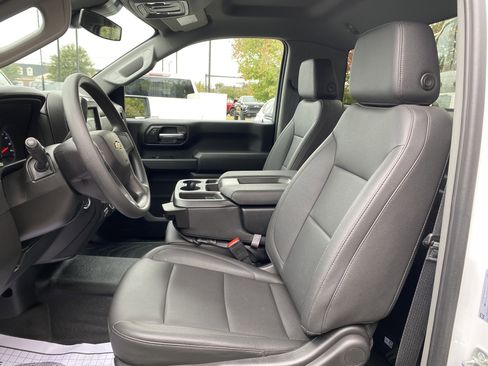 Used 2025 Chevrolet Silverado 2500 W/T w/ WT Convenience Package image 32