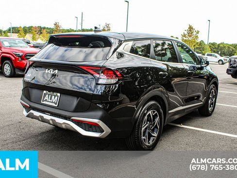 Used 2024 Kia Sportage LX image 6