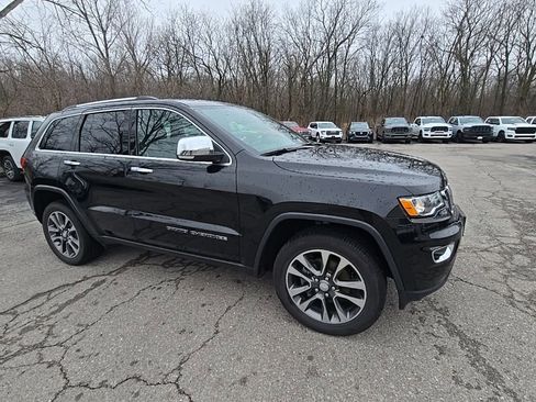 Used 2018 Jeep Grand Cherokee Limited image 9