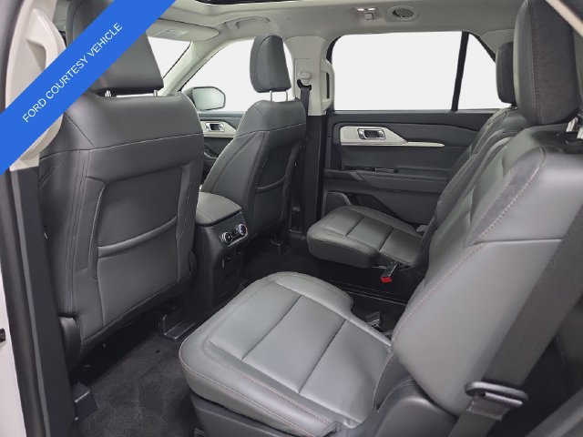 Used 2026 Ford Explorer Active w/ Active Comfort Package AWD/4WD image 12
