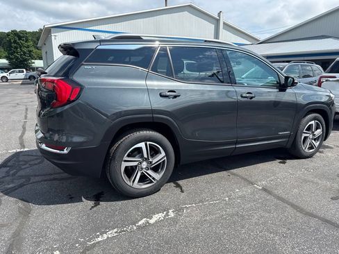Used 2020 GMC Terrain SLT w/ Preferred Package AWD/4WD image 4